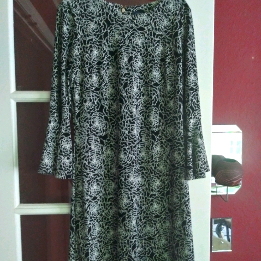 Tommy Hilfiger dress size 4